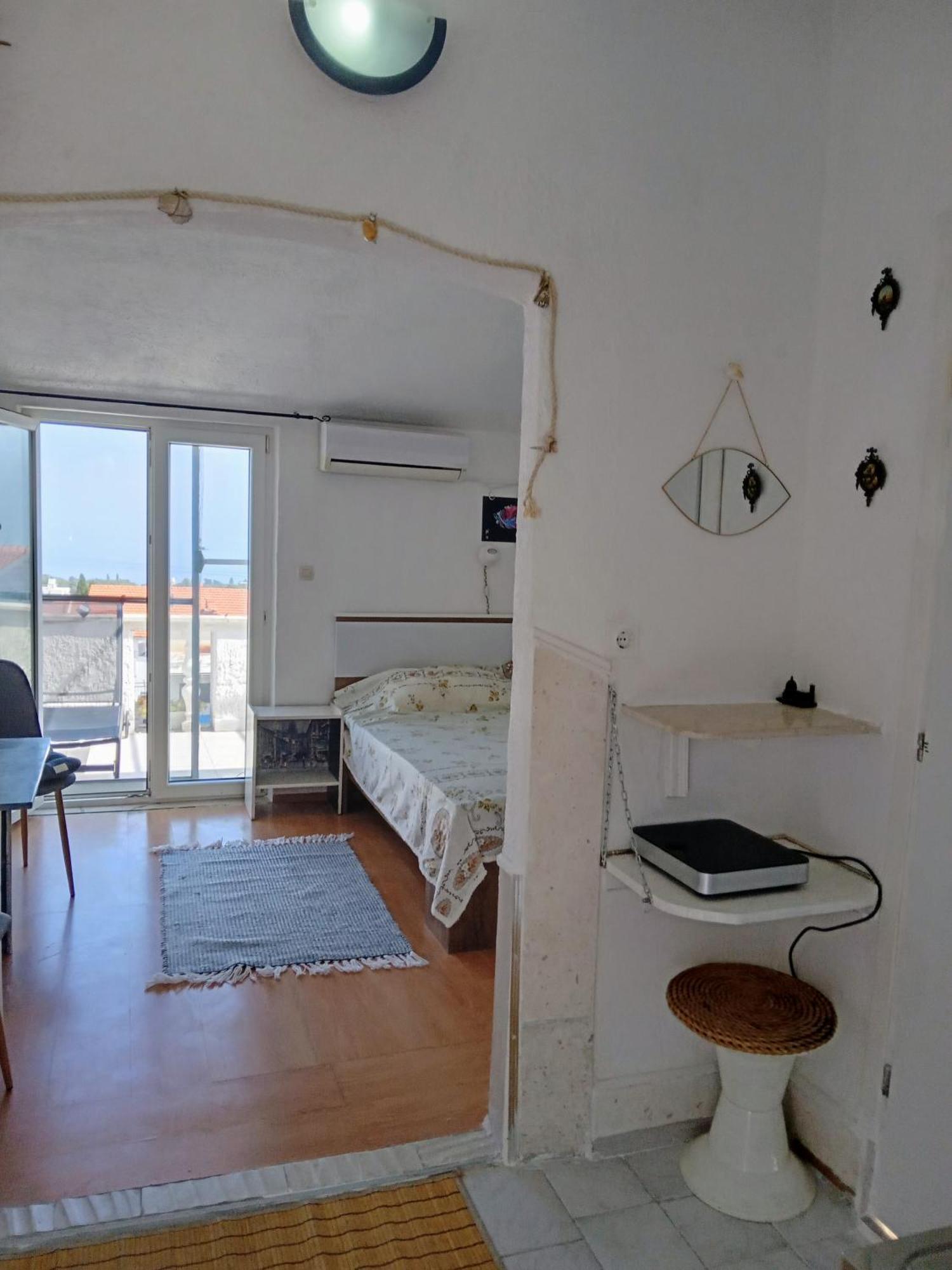 Apartment Ma'Re Supetar Exteriör bild