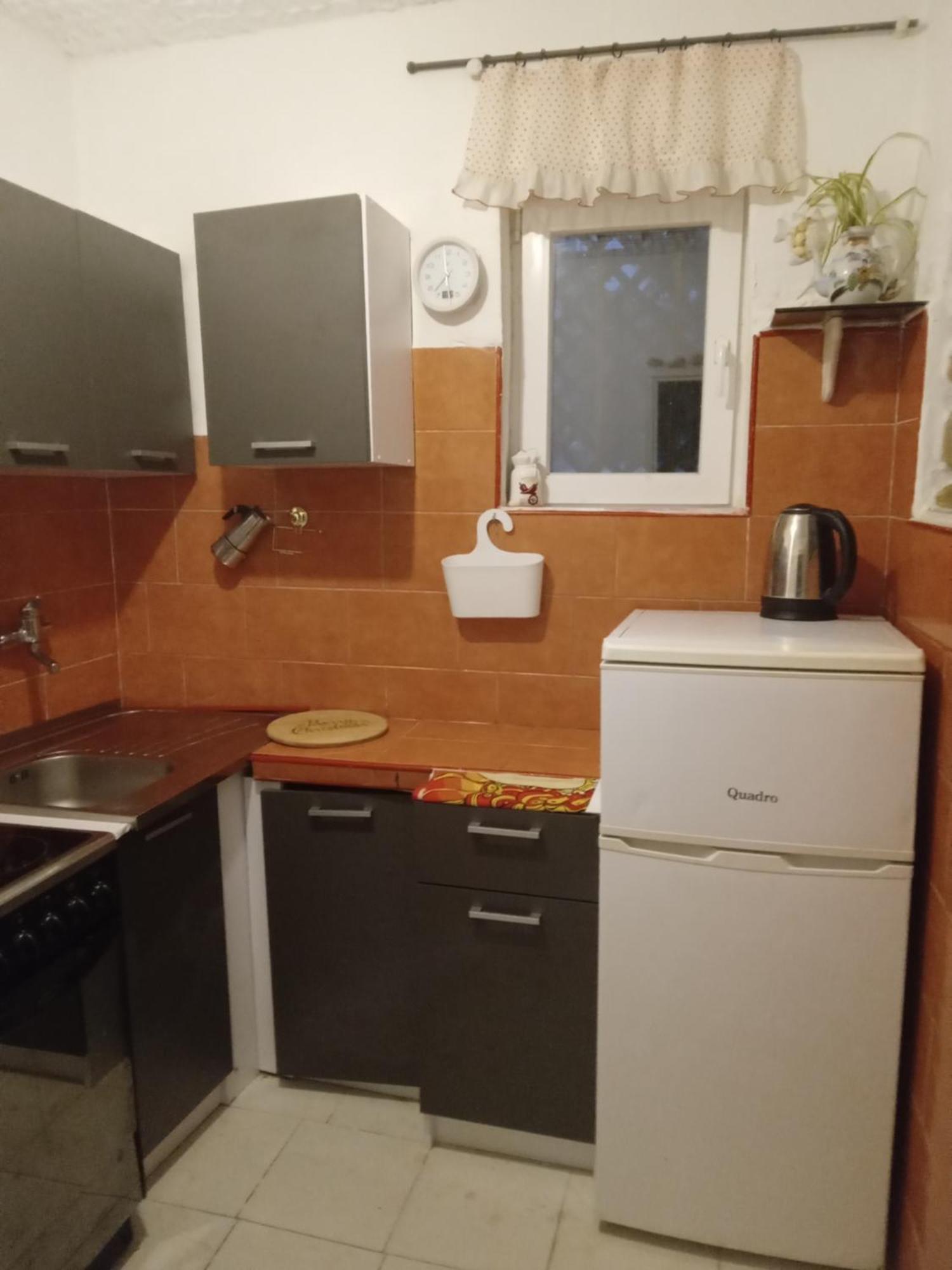 Apartment Ma'Re Supetar Exteriör bild