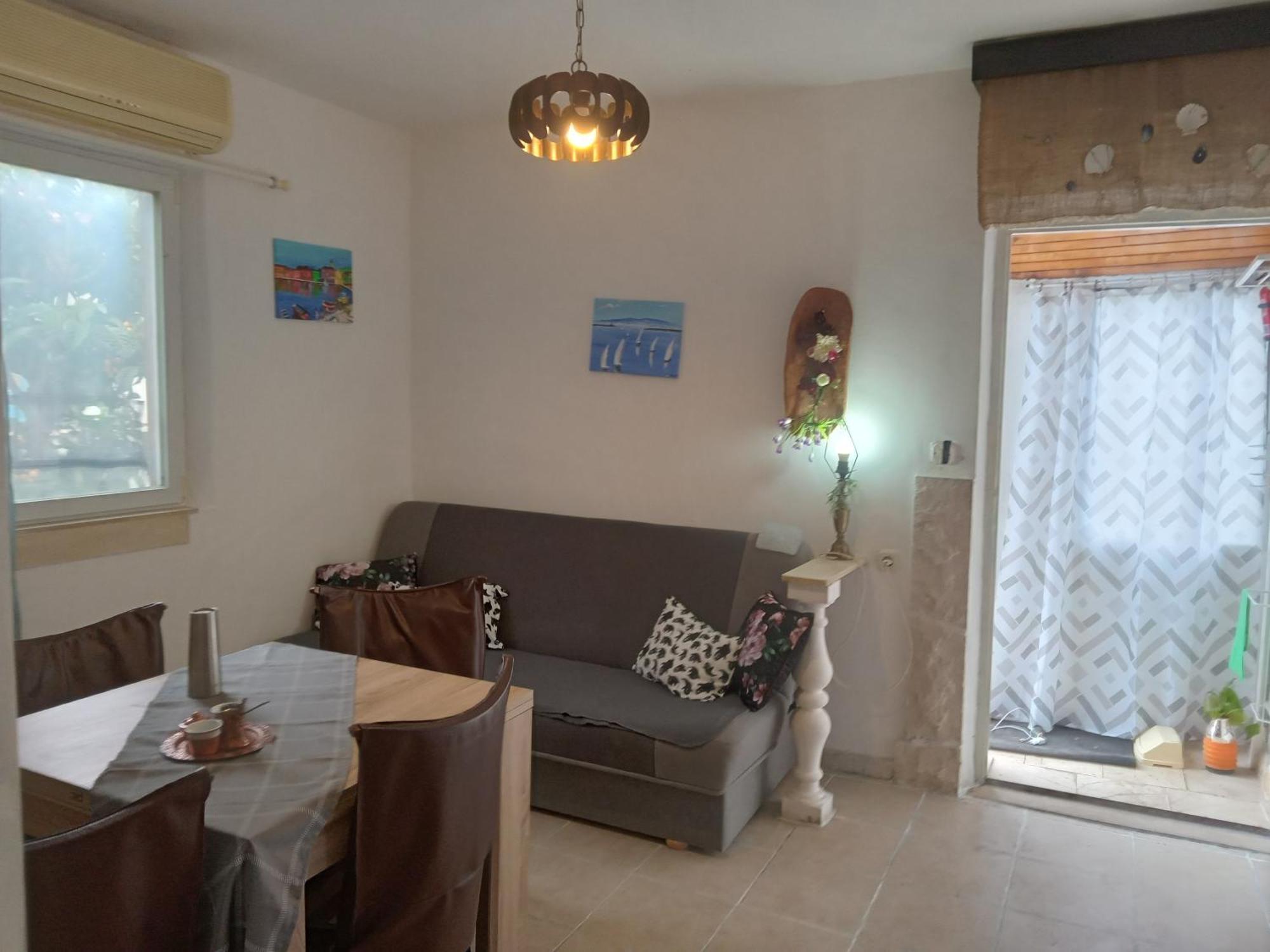 Apartment Ma'Re Supetar Exteriör bild