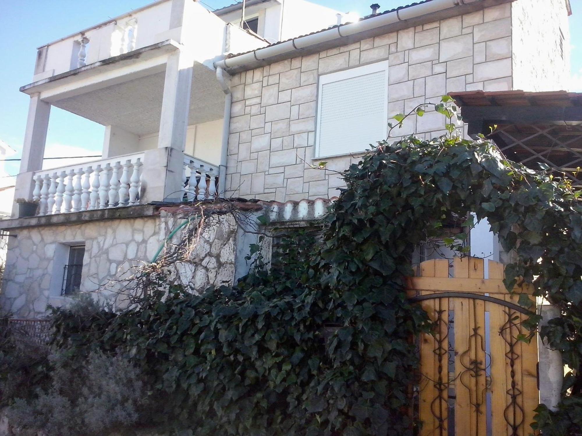 Apartment Ma'Re Supetar Exteriör bild